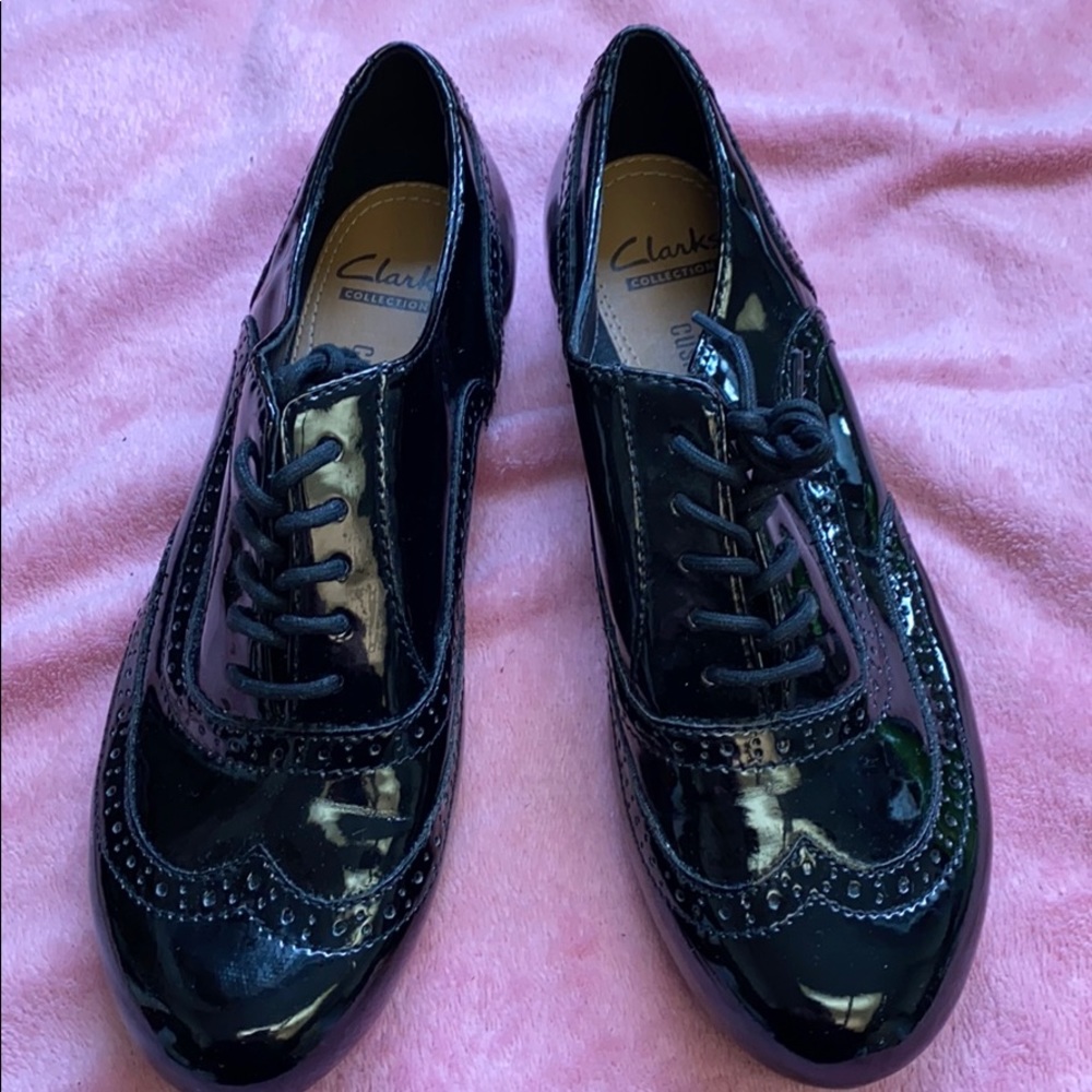 Black shoes